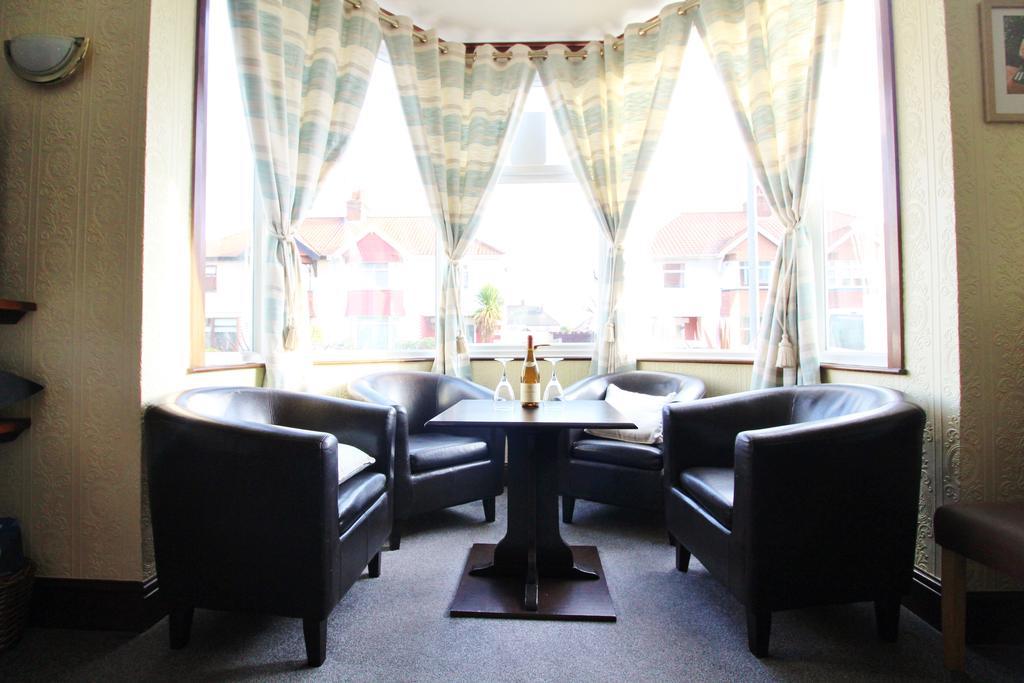 Maluth Lodge Great Yarmouth Bagian luar foto