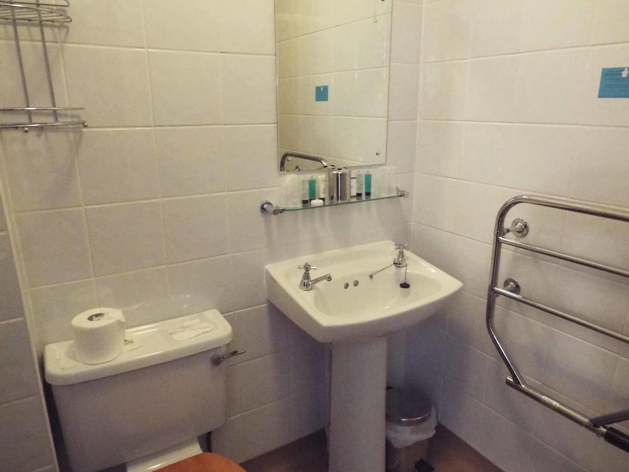 Maluth Lodge Great Yarmouth Bagian luar foto